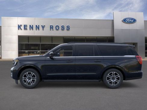 New 2026 Ford Expedition Max Active image 4