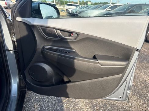 Used 2019 Hyundai Kona SEL w/ SEL Tech Package 02 FWD image 36