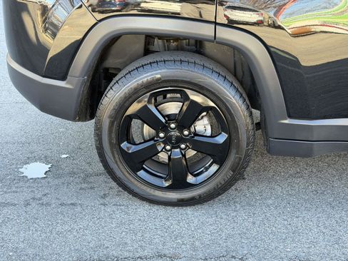 Used 2021 Jeep Compass Latitude w/ Convenience Group image 9