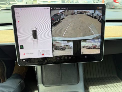 Used 2021 Tesla Model 3 Long Range image 13