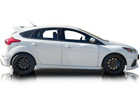 Used 2016 Ford Focus RS image 2