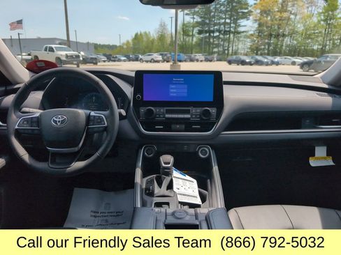 New 2026 Toyota Grand Highlander AWD image 7