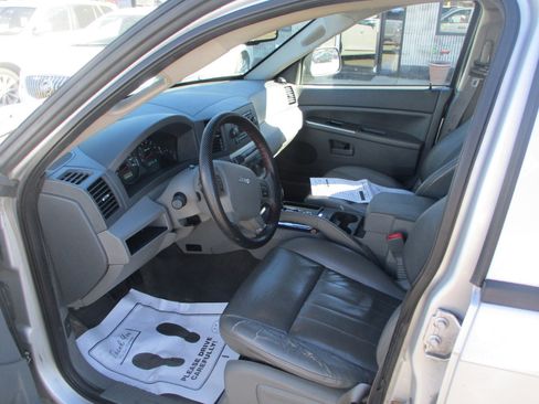 Used 2006 Jeep Grand Cherokee Laredo image 12