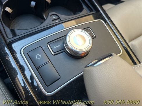 Used 2011 Mercedes-Benz E 350 Sedan image 28