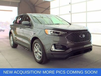 Used 2024 Ford Edge SEL w/ Convenience Package