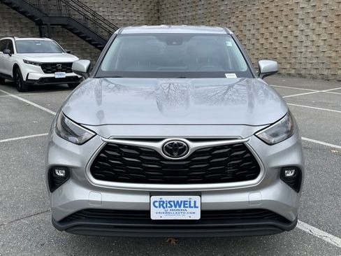 Used 2023 Toyota Highlander LE image 10