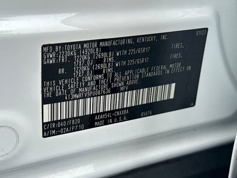 Certified 2023 Toyota RAV4 LE AWD/4WD image 34