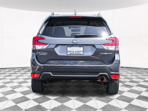 Used 2020 Subaru Forester Premium w/ Popular Package #1 AWD/4WD image 15