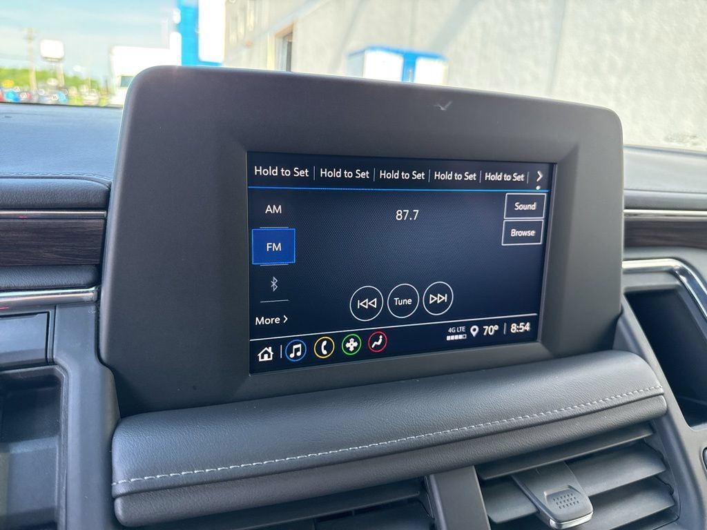Used 2022 Chevrolet Tahoe 4WD image 19