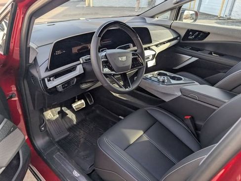 New 2026 Cadillac Optiq Sport 1 image 12