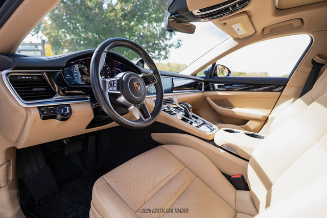 Used 2017 Porsche Panamera 4 AWD/4WD image 53