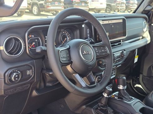 New 2026 Jeep Gladiator Sport image 7