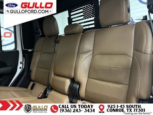 Used 2023 Jeep Gladiator Overland w/ Popular Equipment Package AWD/4WD image 14