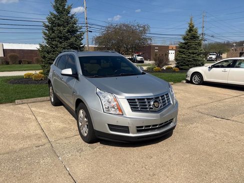 Used 2014 Cadillac SRX Luxury AWD/4WD image 1