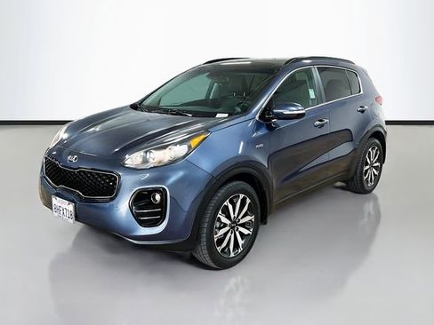 Used 2019 Kia Sportage EX w/ EX Premium Package image 3