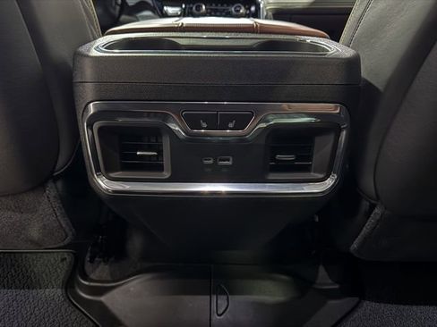 Used 2025 GMC Sierra 3500 Denali Ultimate image 21
