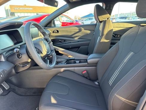 New 2026 Hyundai Elantra SEL Sport Premium FWD image 11