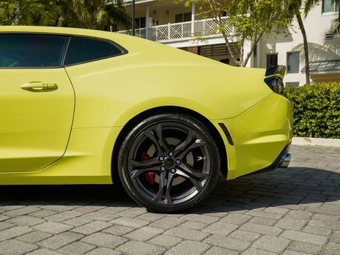 Used 2019 Chevrolet Camaro SS image 16