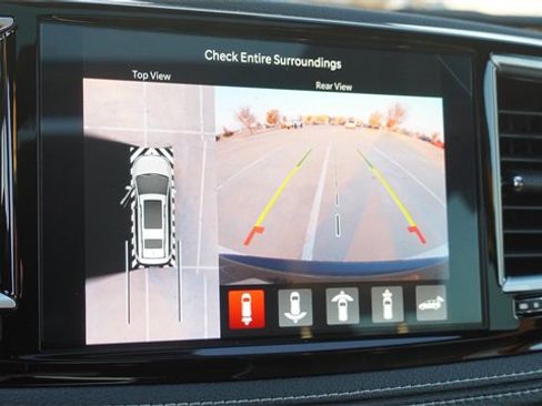 New 2026 Chrysler Pacifica Limited image 25