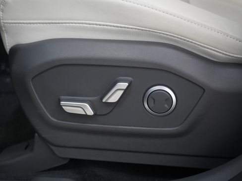 Used 2026 Hyundai Santa Fe SEL AWD/4WD image 31