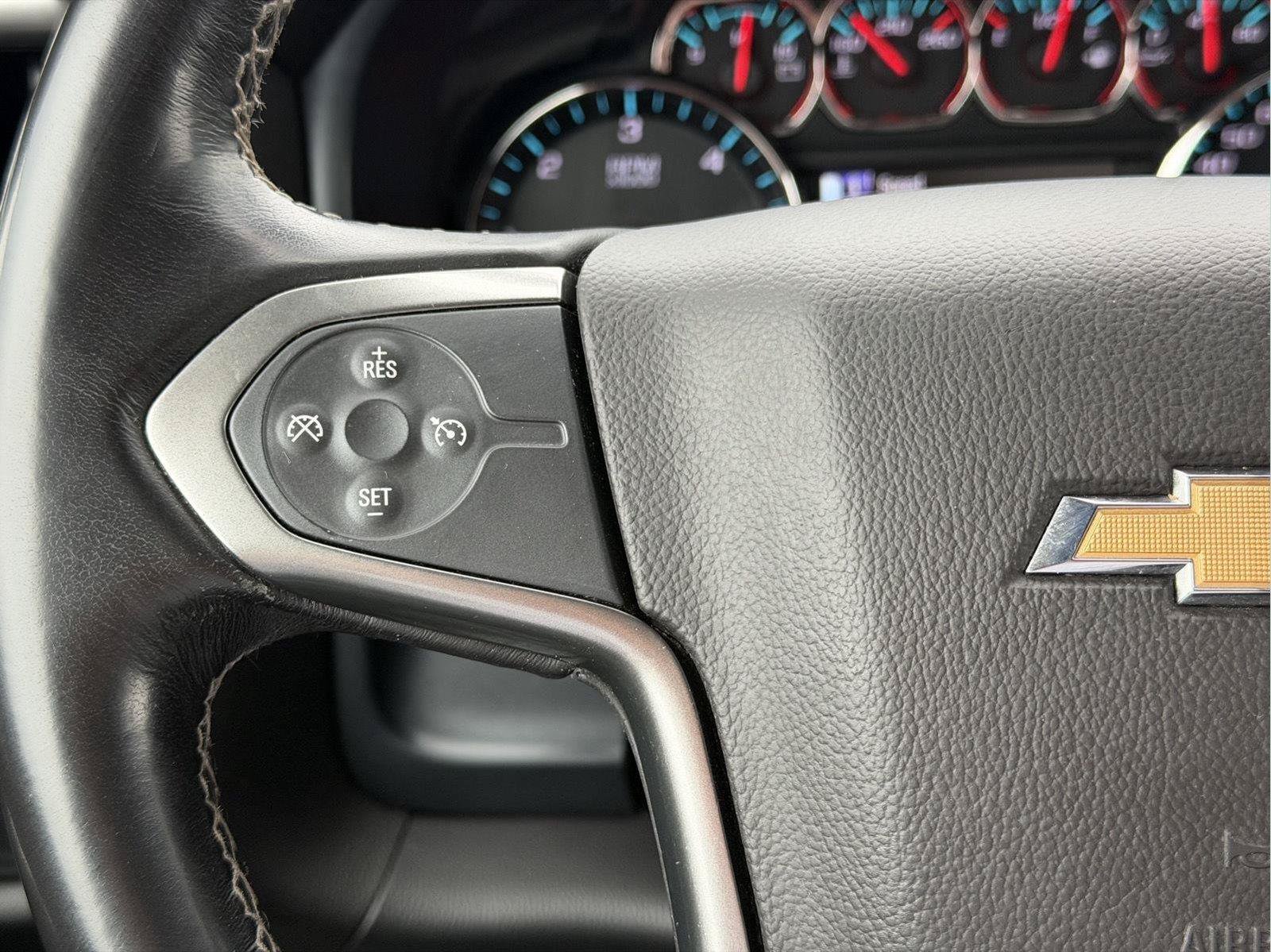 Used 2019 Chevrolet Silverado 1500 LT w/ All Star Edition AWD/4WD image 17
