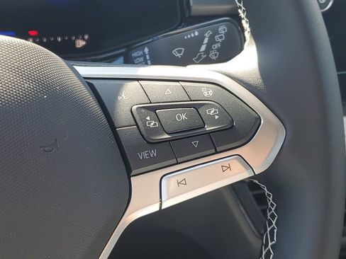 New 2025 Volkswagen Taos S image 14