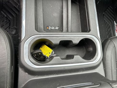 Certified 2020 Chevrolet Silverado 2500 LTZ image 34