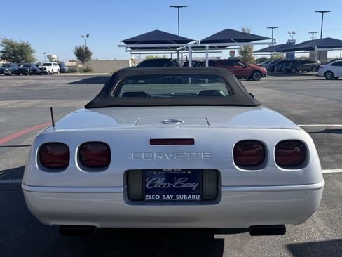 Used 1996 Chevrolet Corvette Convertible image 6