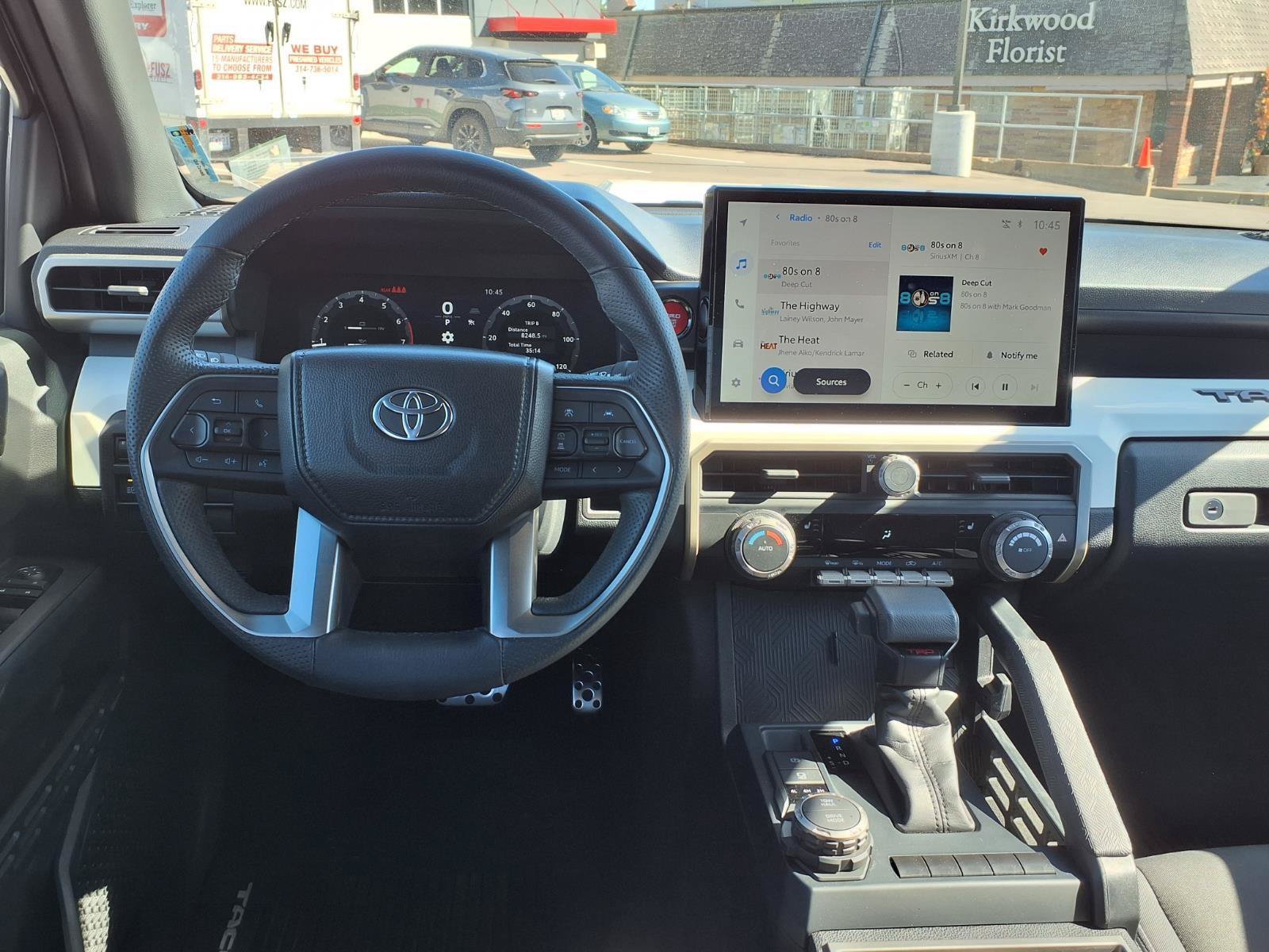 Used 2024 Toyota Tacoma TRD Sport AWD/4WD image 5