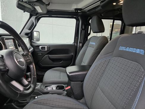 Used 2021 Jeep Wrangler Unlimited Islander image 5