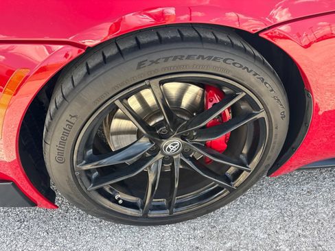 Used 2020 Toyota Supra Launch Edition w/ Driver Assist Package RWD image 33