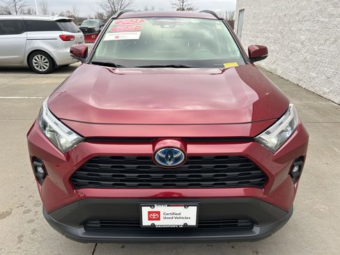Certified 2023 Toyota RAV4 XLE Premium image 2