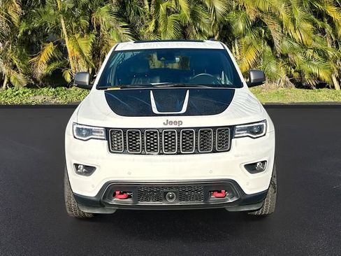 Used 2021 Jeep Grand Cherokee Trailhawk w/ Trailhawk Luxury Group image 2