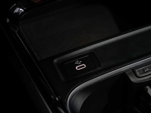 Used 2026 Mercedes-Benz GLB 250 image 22