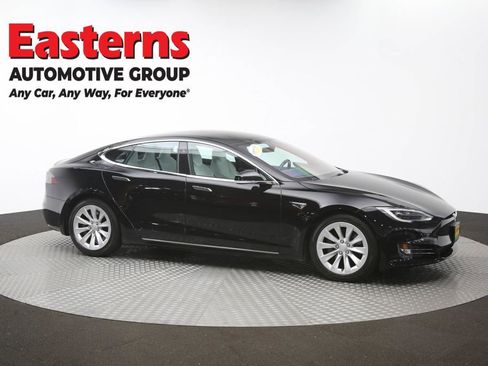 Used 2017 Tesla Model S 60D AWD/4WD image 43