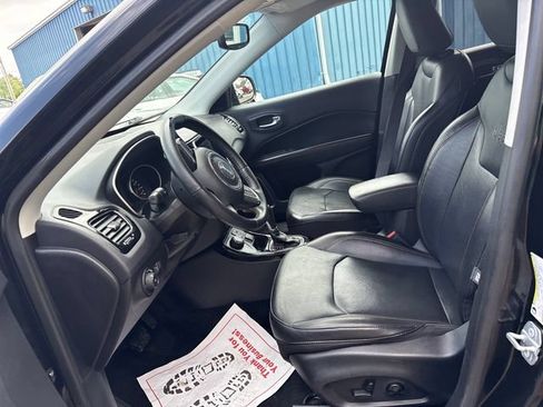 Used 2019 Jeep Compass Limited AWD/4WD image 8