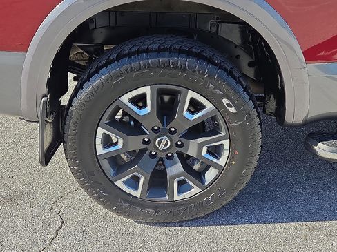 Used 2021 Nissan Titan Platinum Reserve w/ Moonroof Package image 7