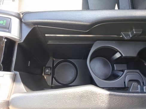 Used 2019 Honda Civic Touring image 20