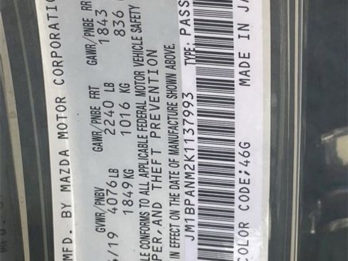 Used 2019 MAZDA MAZDA3 Hatchback w/ Premium Package image 31