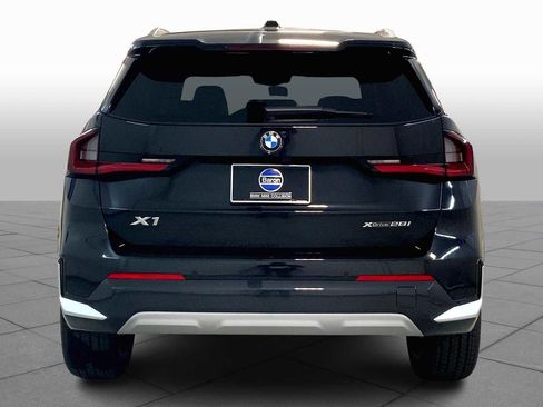 New 2025 BMW X1 xDrive28i w/ Technology Package image 4