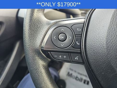 Used 2024 Toyota Corolla LE image 33