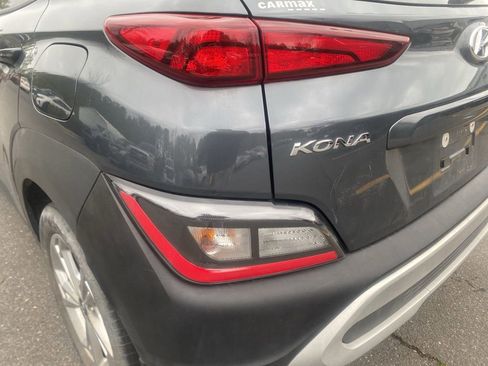 Used 2022 Hyundai Kona SEL w/ Convenience Package image 12
