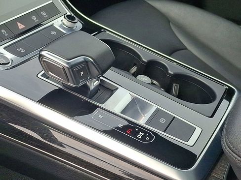 Certified 2023 Audi Q7 2.0T Premium w/ Convenience Package AWD/4WD image 12