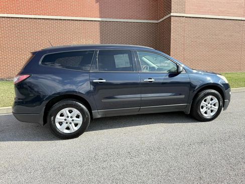 Used 2016 Chevrolet Traverse LS image 17
