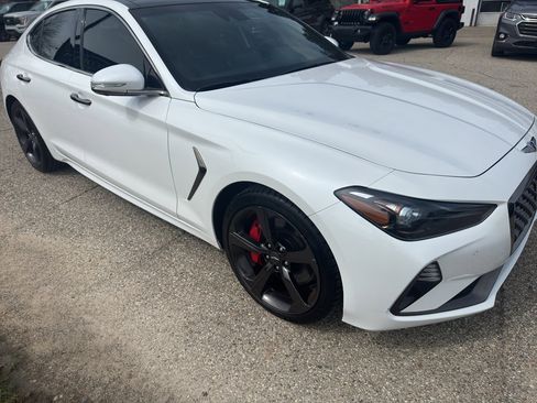 Used 2021 Genesis G70 3.3T w/ Sport Package image 14