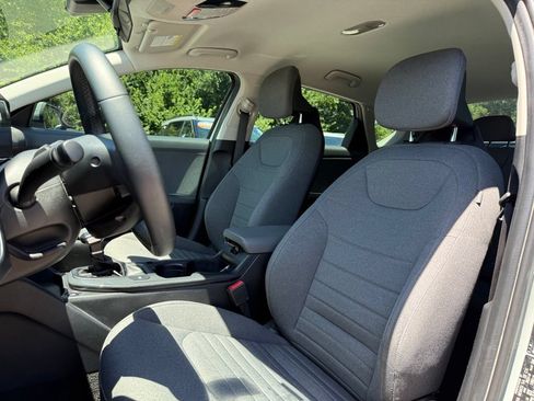 Certified 2025 Kia K4 EX FWD image 7