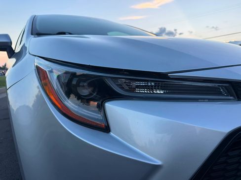 Used 2020 Toyota Corolla LE FWD image 10