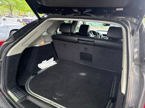 Used 2012 Cadillac SRX Luxury FWD image 7