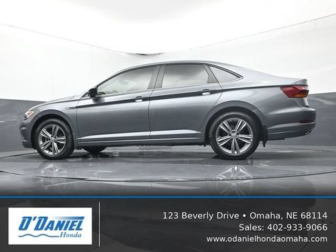 Used 2019 Volkswagen Jetta R-Line FWD image 10