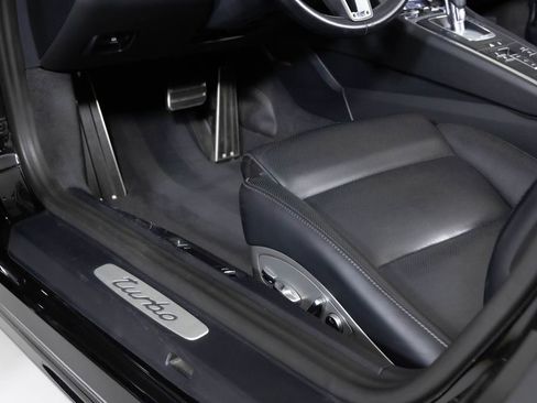 Used 2019 Porsche 911 Turbo image 28